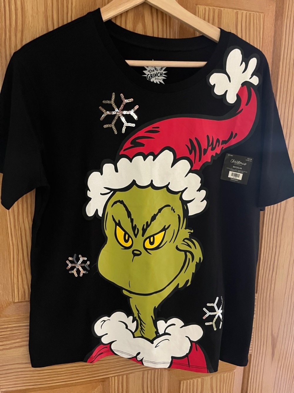 Grinch Black T-shirt NWT M
